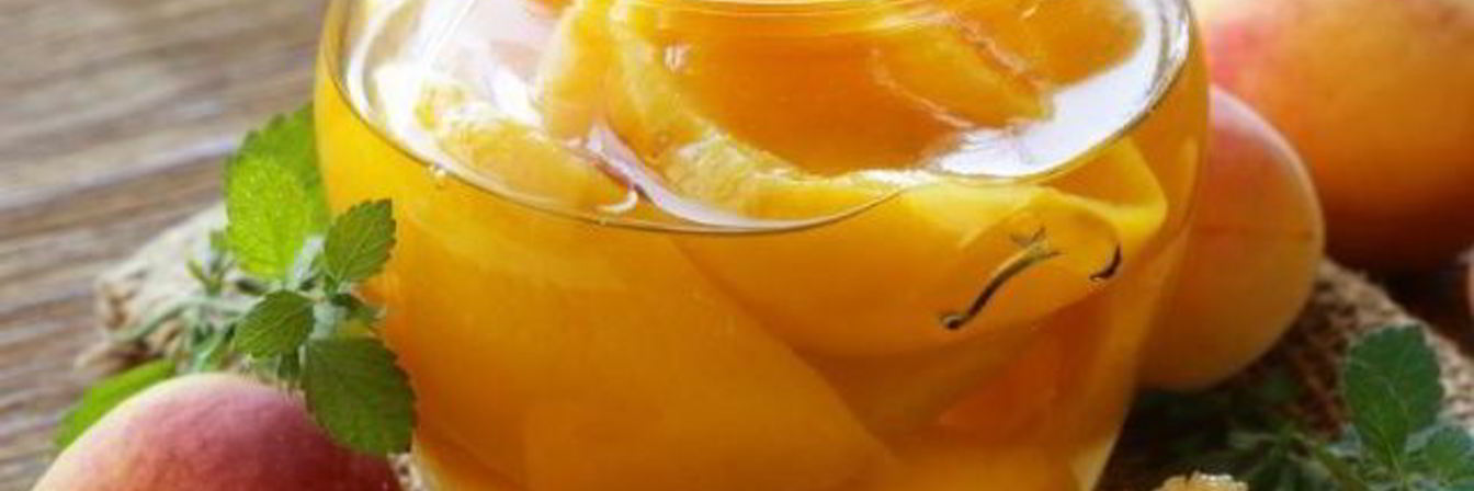 Персики в сиропе с мятой
