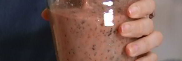 цитрусовый коктейль с бананом и черносливом