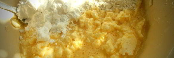 утренняя ватрушка фруктовый коктейль в творожке на песочном тесте