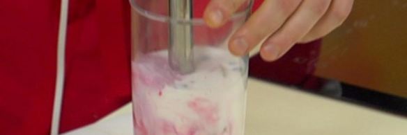 ягодный коктейль с авокадо