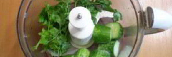 зеленый коктейль с огурцом