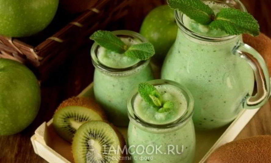 Рецепт зеленого коктейля с яблоком и пекинской капустой