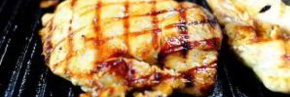 куриный салат с сыром фета и кукурузой