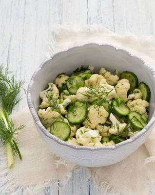 Легкий салат из цветной капусты