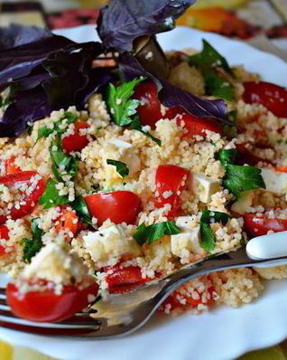Летний салат с кускусом