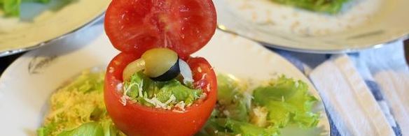 салат дамам кольца, мужчинам браслеты