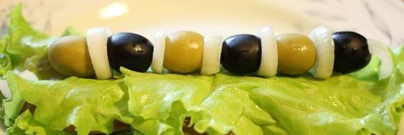 салат дамам кольца, мужчинам браслеты