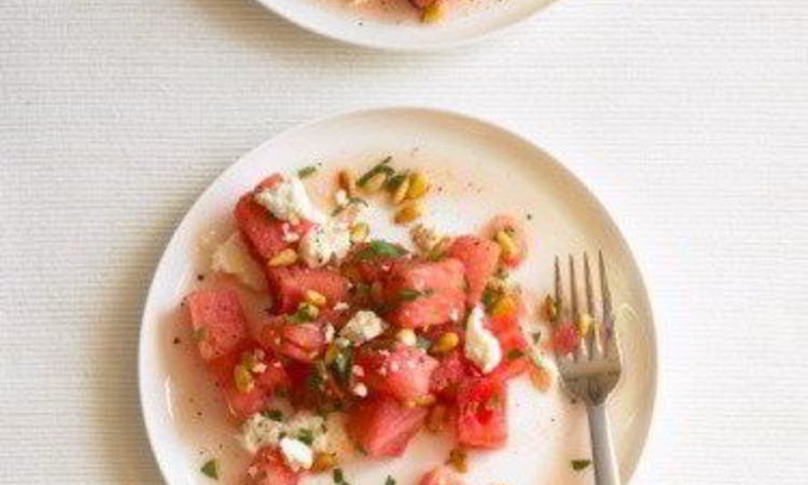 Рецепт салата из арбуза с брынзой