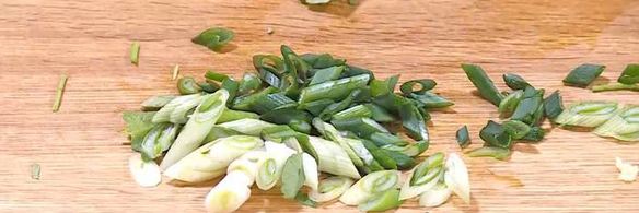 салат из фасоли с жареным тофу