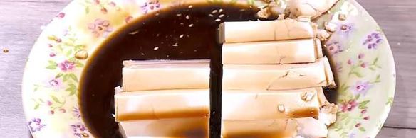 салат из фасоли с жареным тофу