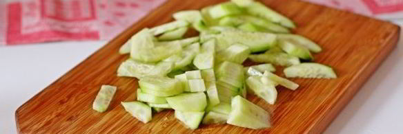 салат из говядины и маринованного перца