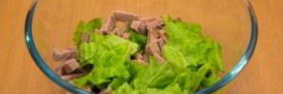 салат из говядины с помидорами