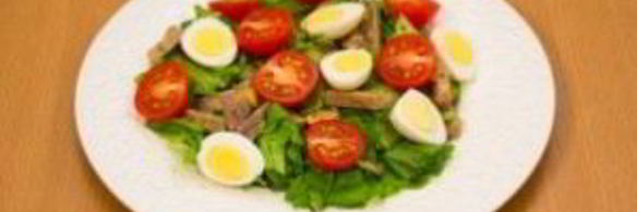 салат из говядины с помидорами