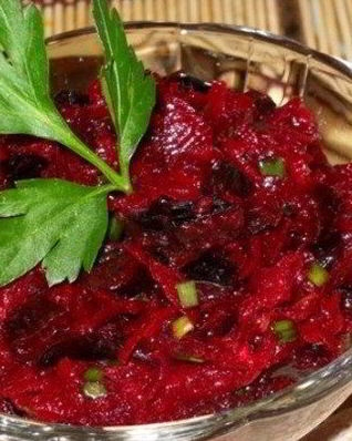 Салат из красной свеклы
