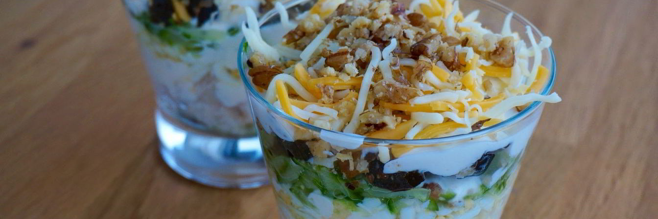 Салат из курицы и чернослива