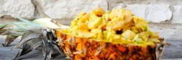 салат из курицы с ананасом