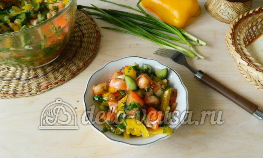 Рецепт салата из огурцов, помидоров и перца