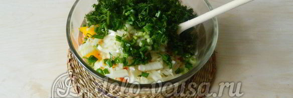 салат из огурцов, помидоров и перца