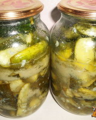 Салат из огурцов с чесноком