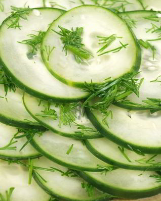 Салат из огурцов с укропом