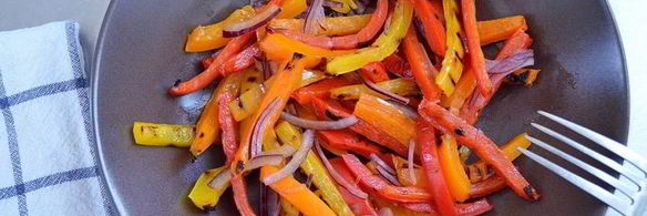 салат из овощей-гриль с моцареллой