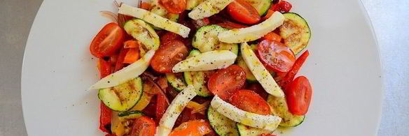 салат из овощей-гриль с моцареллой