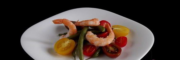 салат из помидоров с креветками