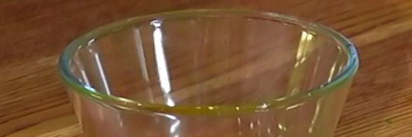 салат из сладкого лука с финиками