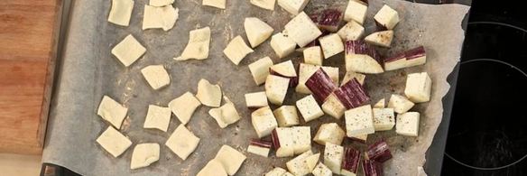 салат из толстолобика с желтым соусом