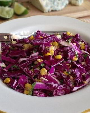 Салат капустный с кукурузой