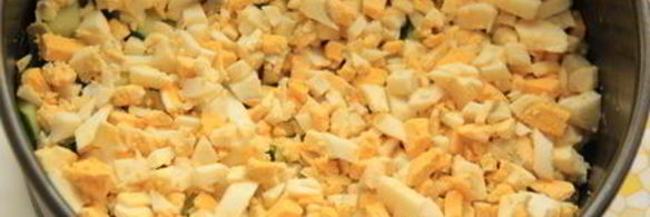 салат курочкино гнездо