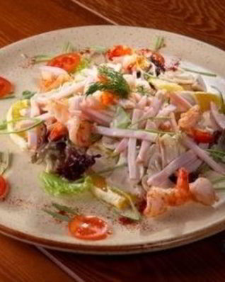 Салат с грибами и ветчиной