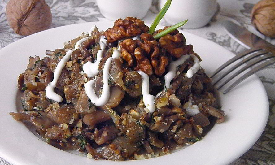 Рецепт салата с грибами жареными