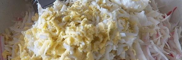 салат с капустой и крабовыми палочками