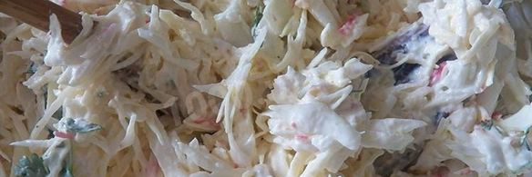 салат с капустой и крабовыми палочками