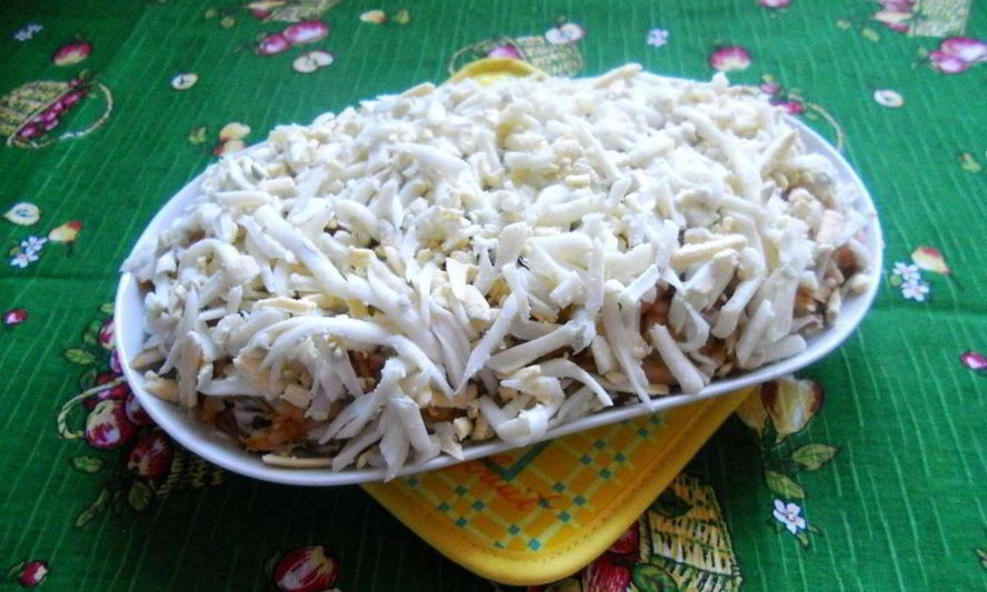 Рецепт салата с копченой горбушей