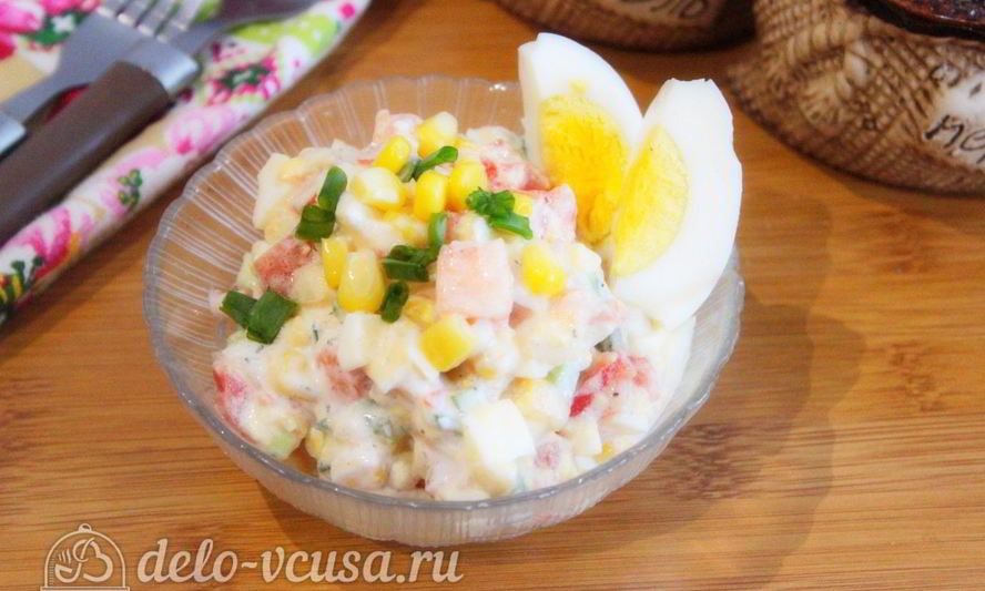 Рецепт салата с кукурузой и помидорами