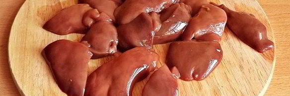 салат с куриной печенью и грибами