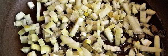 салат с куриной печенью и грибами