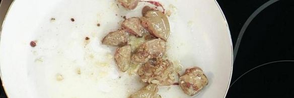 салат с куриной печенью и желудочками