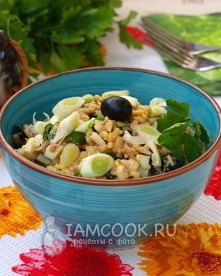 Салат с тунцом и рисом