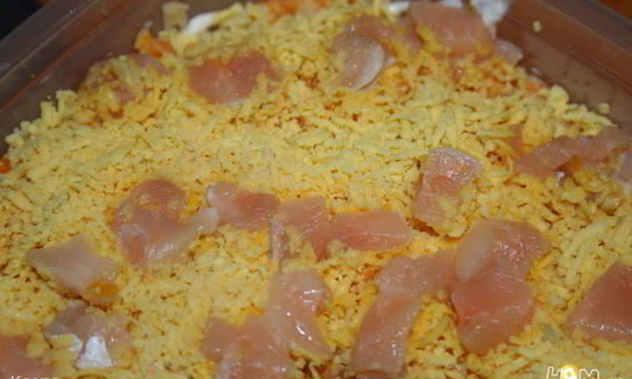 Рецепт салата со шпротами и огурцами