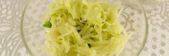 слоеный салат с рыбными консервами и яйцом