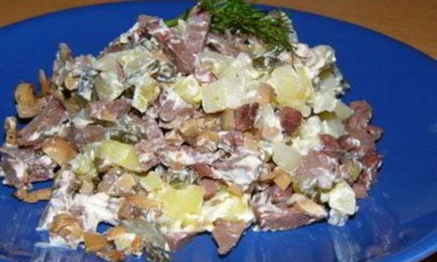 Рецепт сырного салата с грибами и фруктами