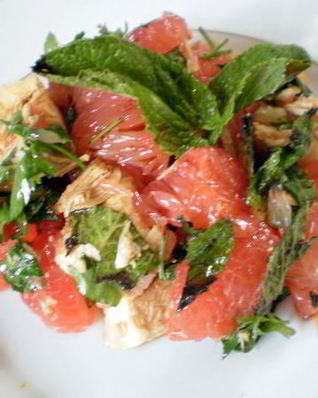 Тайский салат с грейфрутом