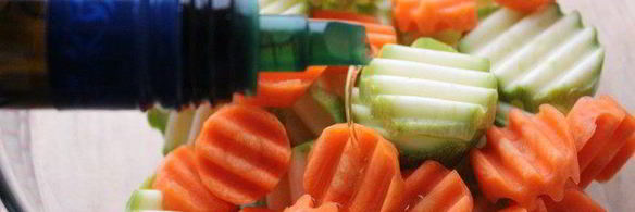 теплый салат с пастой джирандоле и запеченными овощами