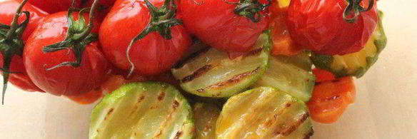 теплый салат с пастой джирандоле и запеченными овощами