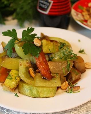 Теплый салат с перцем