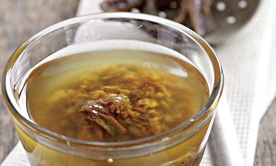 Рецепт горячего анчоусного соуса