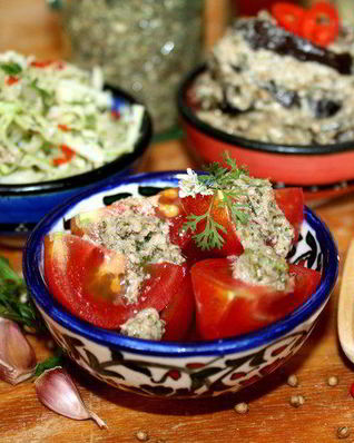 Грузинский ореховый соус к овощам